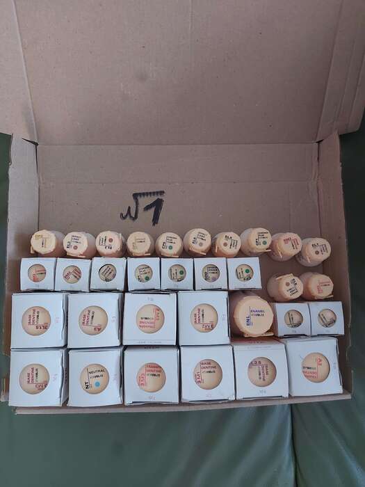 1.Продам одним лотом Vita VM13запаковані 21 шт12грам , 11 шт50грам. Ціна 725€ лот. Zooble.com.ua