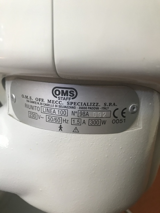 Продом стоматологічну установку Oms Linea100 в робочому стані Zooble.com.ua