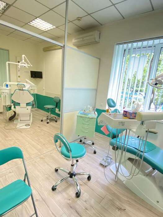 Сдается в аренду стоматологический кабинет с двумя установками, в действующей клинике, которая находится в жилом районе, Zooble.com.ua