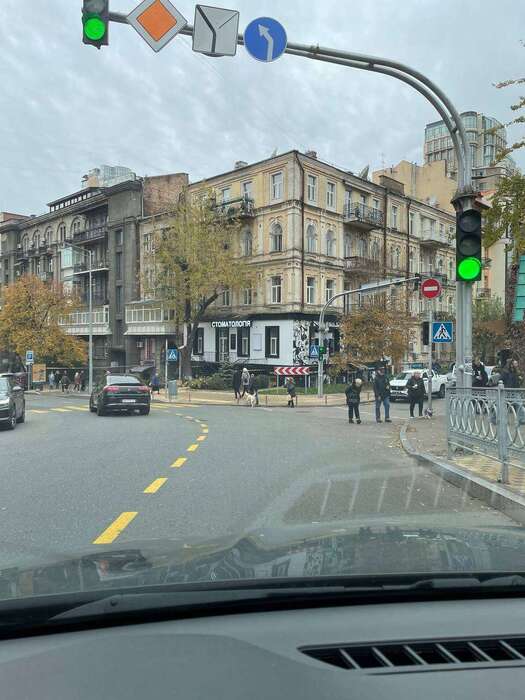 Стоматологическая клиника в аренду в центре города Zooble.com.ua