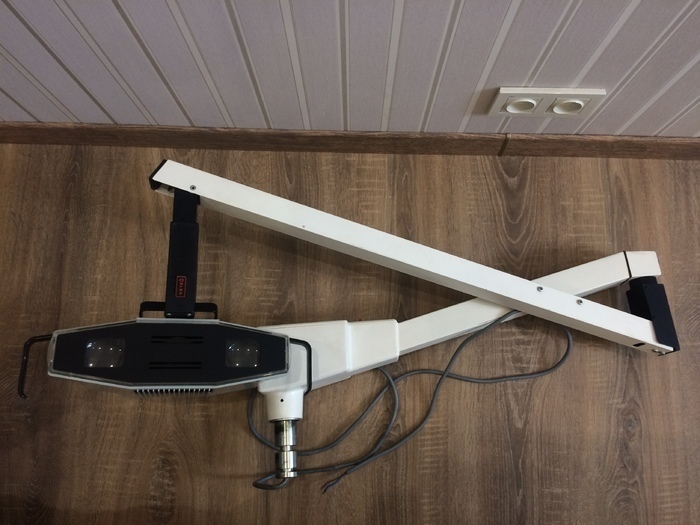 Стоматологическая машина Amaca и дентальный настенный рентген аппарат Zooble.com.ua