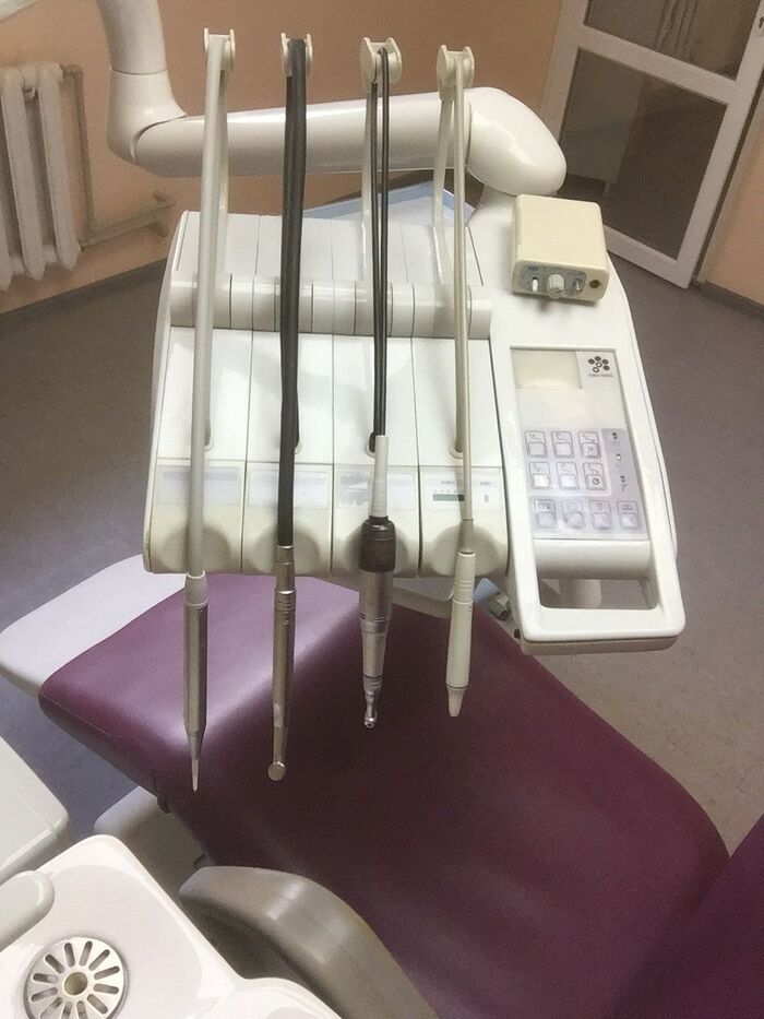 Стоматологічна установка Штерн Вебер. Щойно демонтована з прийому Zooble.com.ua