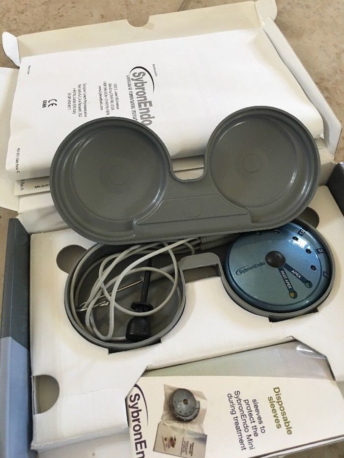 SybronEndo Mini апекс локатор б.у в ідеальному стані. Повна комплектація Zooble.com.ua