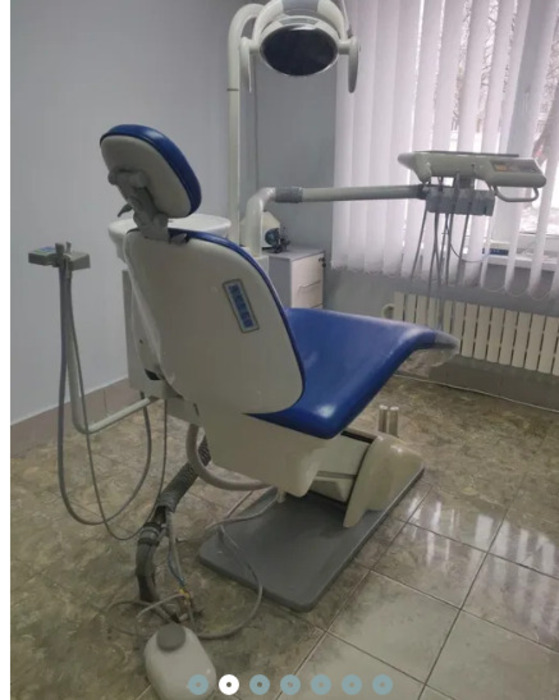 2 установки Dentsan Кресла обтянуты, работают, остальное требует мастера Лампы новые. Продажа,ремонт, под разбор, обмен Zooble.com.ua