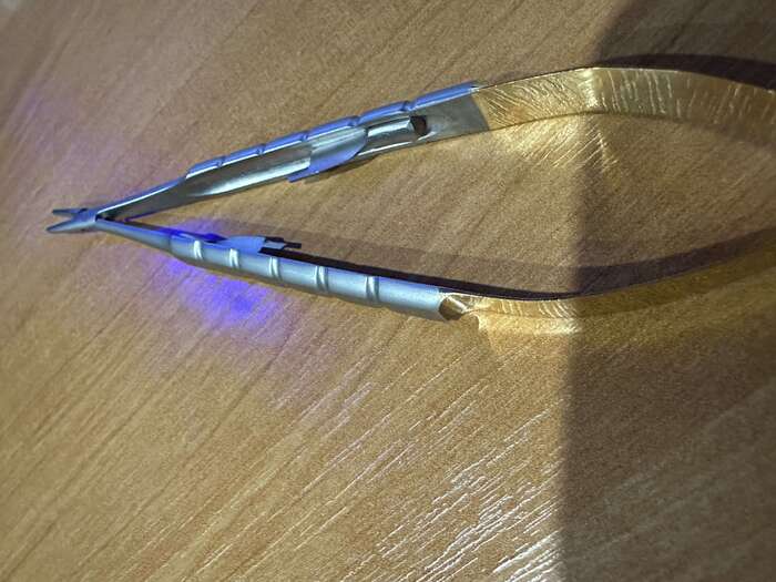 Акційні ціни на комплекти інструментів для ушиття ! Наприклад ножиці прямі та вигнуті 16см 1650грн, тримач+ножиці 2300 Zooble.com.ua