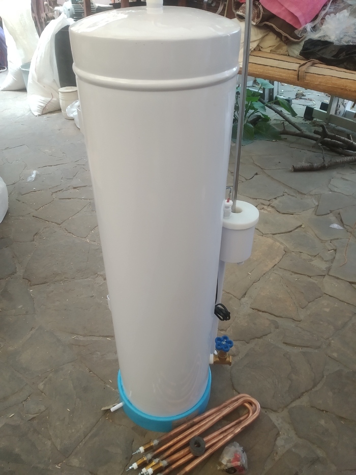 Аквадистилятор электрический ДЭ-10М новый звоните 0504507373 на 380 вольт Zooble.com.ua