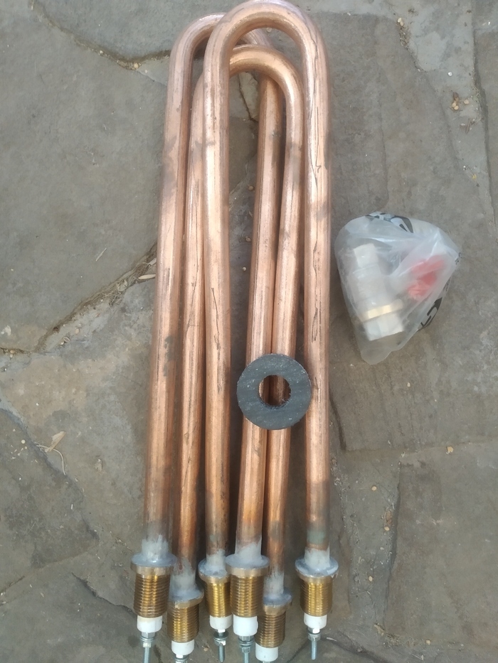 Аквадистилятор электрический ДЭ-10М новый звоните 0504507373 на 380 вольт Zooble.com.ua