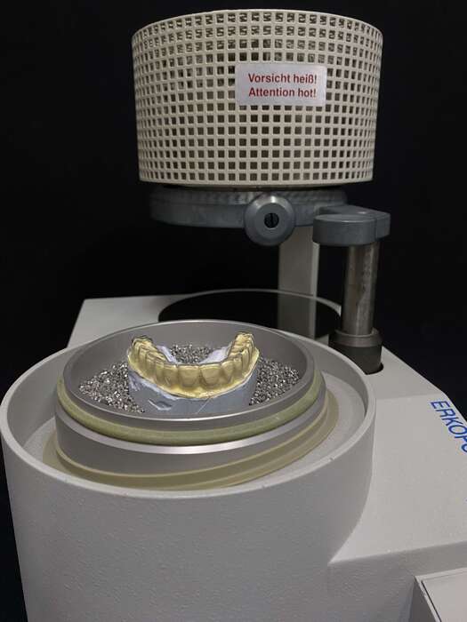 Апарат для виготовлення кап Erkodent Erkoform RVE Даємо в комплект пластини Стан - повністю технічно провірений Zooble.com.ua