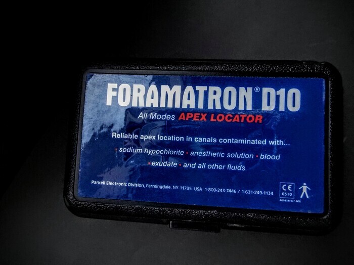 Апекс локатор `Foramatron D10` Б.У в хорошому стані ,працює відмінно ,перевірено. Zooble.com.ua