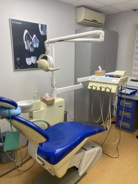 Аренда стоматологічного крісла на 3-4 зміни в неділю.Район між Індустріальними і Шулявським містом.1300 грн зміна. Zooble.com.ua