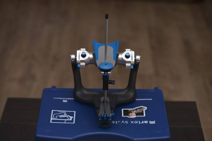 Артикуляционная система Amann Girrbach Artex CR Лицевая дуга Артикулятор Система переноса Регулир. резцовый стол Zooble.com.ua