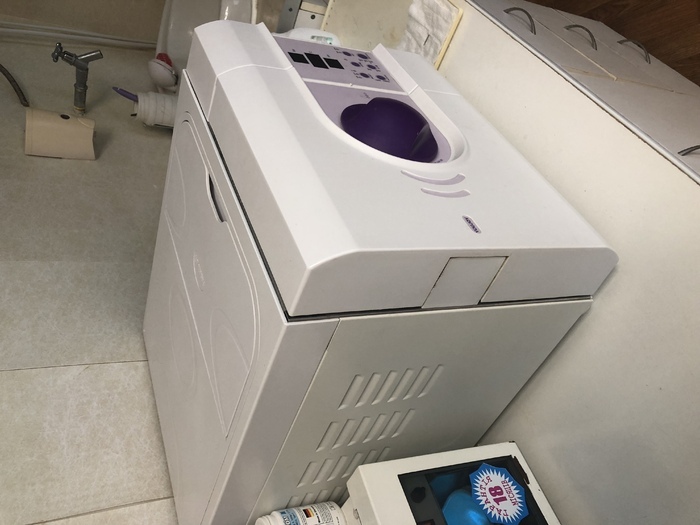 Автоклав bes-15l-b-led 2012р. Повністю робочий. Експлуатувався в приватному стоматологічному кабінеті. Zooble.com.ua