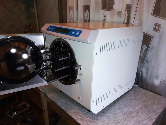 Автоклав MELAG VACUKLAV 30B Zooble.com.ua