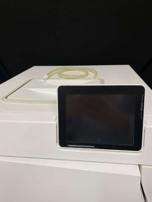 Автоклав Melag Vacuklav 41В+ Тип - автономний Об єм - 18,6л Клас - В Ідеальний стан Гарантія 3 міс, сервісне обслугов Zooble.com.ua