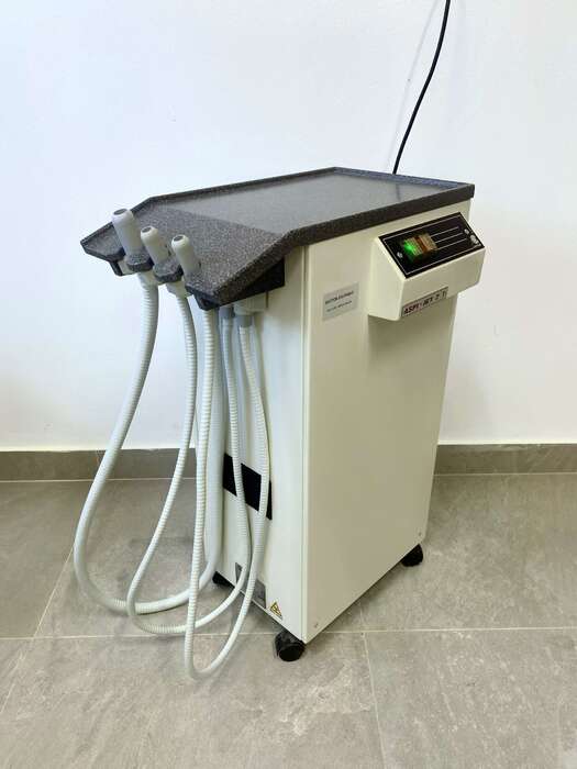 Автономний відсмоктувач Cattani Aspi-jet 7 Стан - ідеальний Ціна 1100€ 0506967785 Ольга 0997571185 Олексій Zooble.com.ua