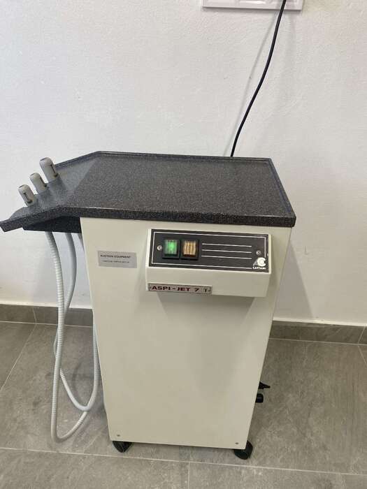 Автономний відсмоктувач Cattani Aspi-jet 7 Стан - ідеальний Ціна 1100€ 0506967785 Ольга 0997571185 Олексій Zooble.com.ua