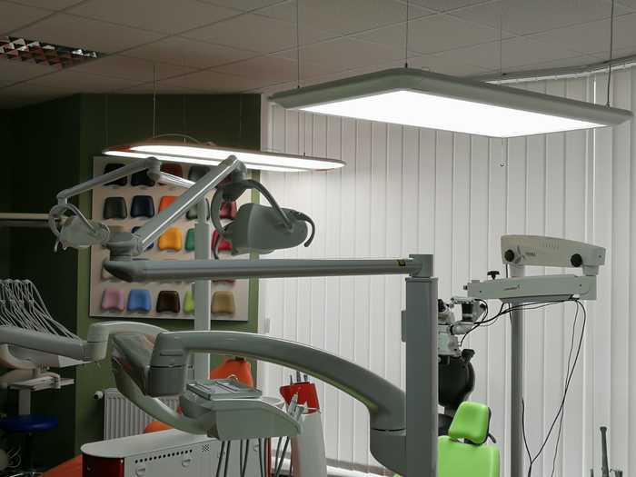 Безтіньовий світильник D-TEC (Sweden) Zooble.com.ua