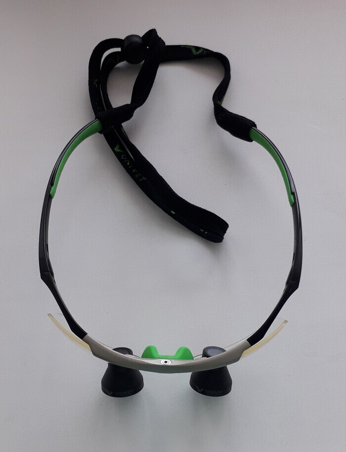 бинокуляры univet размер S 2,5х400 Quiсk Loupes + свет Zooble.com.ua