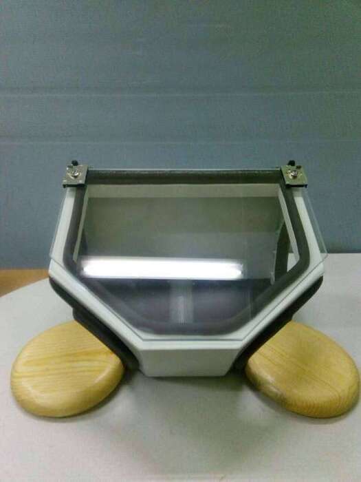 Бокс вытяжной полировочный для зуботехнических работ БПТ 10 StomTrade Zooble.com.ua