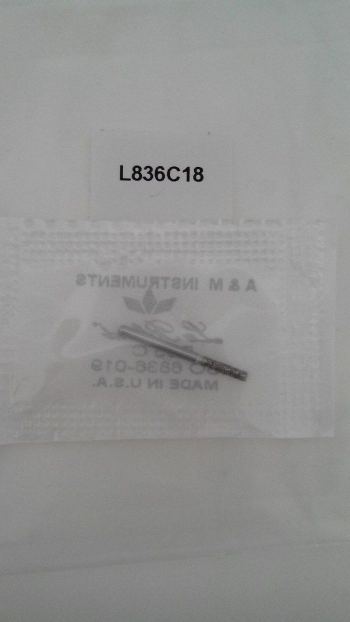 Боры стоматологические алмазные для турбинного наконечника высокого качества производство США L836C18 Zooble.com.ua