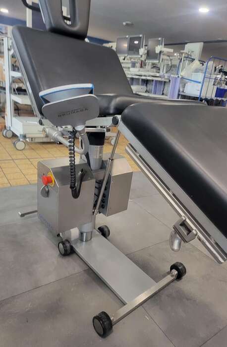 Брумаба(Brumaba операційні крісла для хірургів, очікуємо в кінці липня! Можливе бронювання! Zooble.com.ua