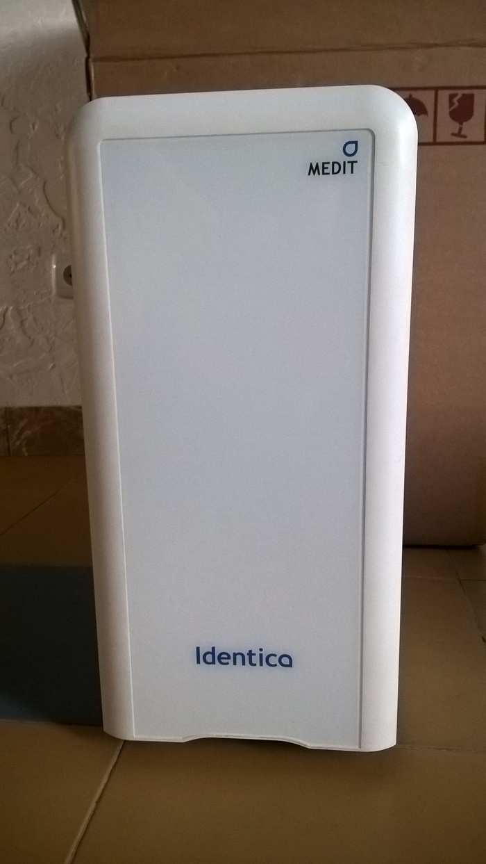 CAD/CAM сканер MEDIT IDENTICA за отличную Zooble.com.ua