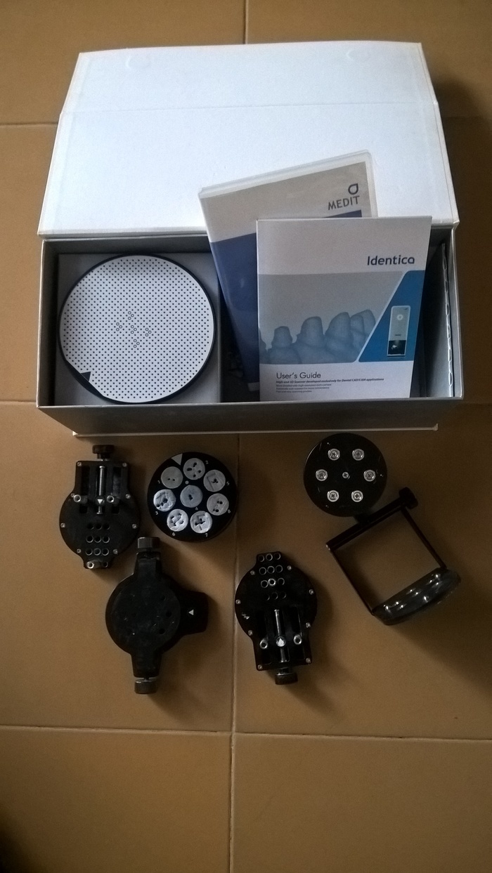 CAD/CAM сканер MEDIT IDENTICA за отличную Zooble.com.ua