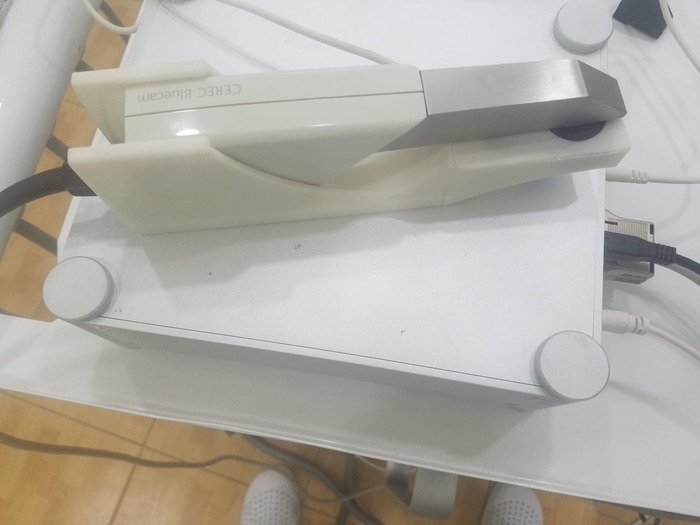 CEREC BLUECAM интраоральный сканнер Zooble.com.ua