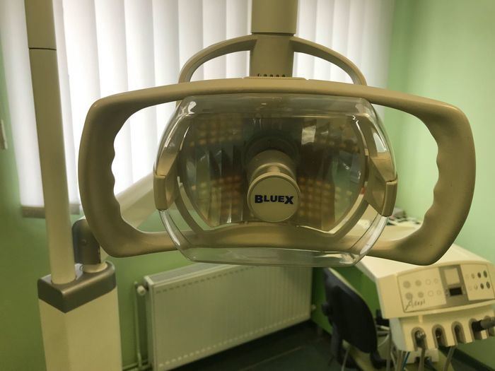 Продається б/в стоматологічна установка Diplomat DA 130 Zooble.com.ua