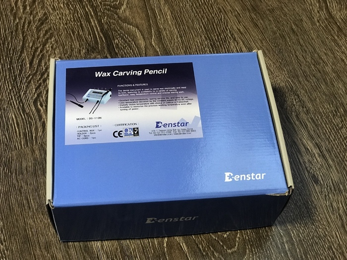 Електрошпатель зуботехнічний Denstar DS-11ON. Має дві ручки та 6 змінних насадок для роботи 2 зубних техніків одночасно Zooble.com.ua