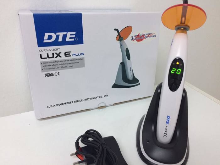 Фотополімерна лампа DTE lux E plus Zooble.com.ua