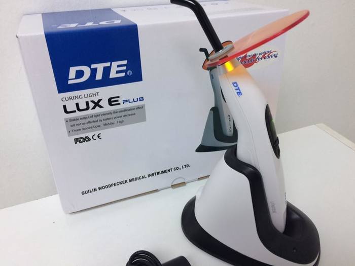 Фотополімерна лампа DTE lux E plus Zooble.com.ua