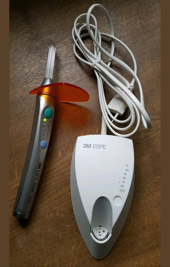 Фотополимерная лампа 3M ESPE Elipar S10 Zooble.com.ua