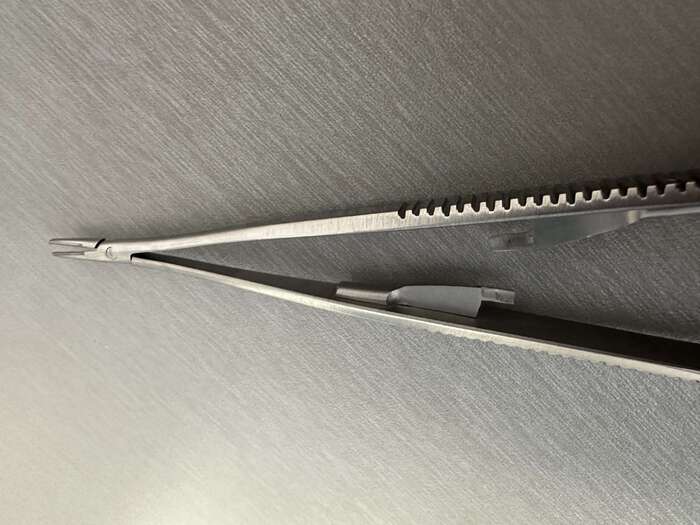 Голкотримач 18см США SV DENTAL SHOP GERMAN STAINLESS Zooble.com.ua