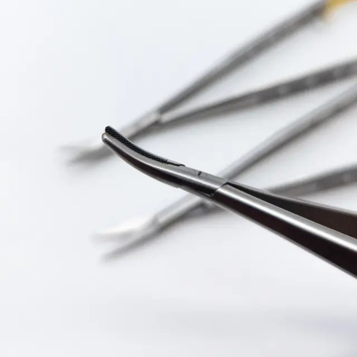 Голкотримач зігнутий ножиці прямі та зігнуті Castroviejo 16см (набір для мікрохірургії) Zooble.com.ua