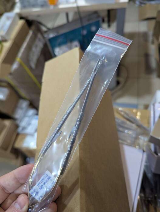 Голкотримачі 18см прямі Кастервьєхо, Пакистан на складі ! Zooble.com.ua