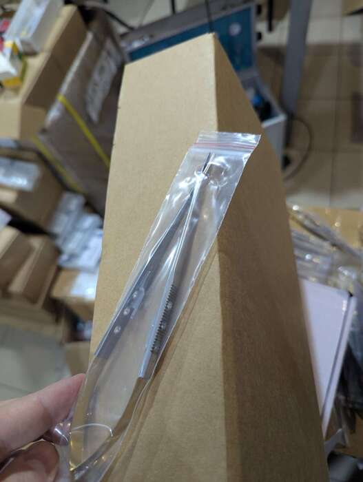 Голкотримачі 18см прямі Кастервьєхо, Пакистан на складі ! Zooble.com.ua