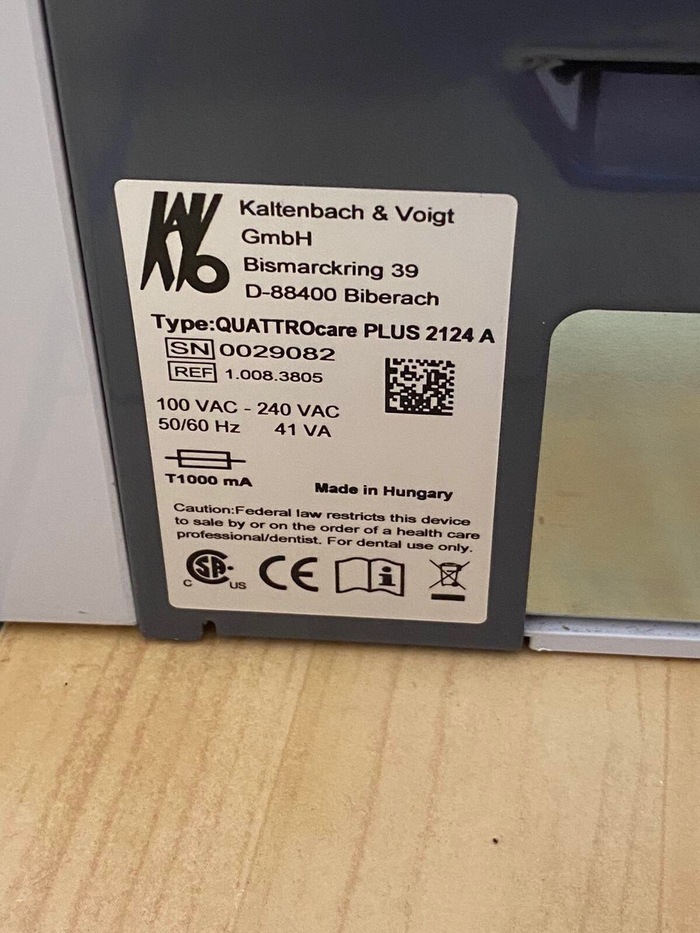 Kavo Quattrocare plus 2124. Апарат для змащування наконечників. Zooble.com.ua