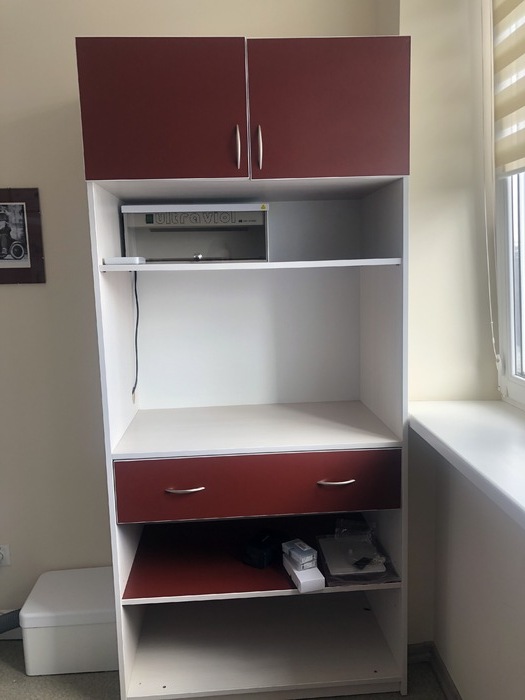 Комплект меблів в стоматологічний кабінет. Хороший стан Розпродаж стоматологічного кабінету Zooble.com.ua