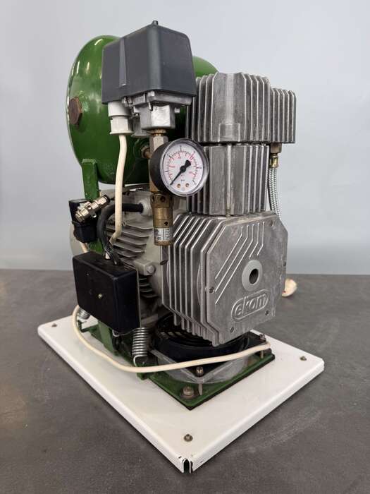 Компресор Ecom Виробник,Чехія об єм баку 10л 400$ 17200 грн Zooble.com.ua