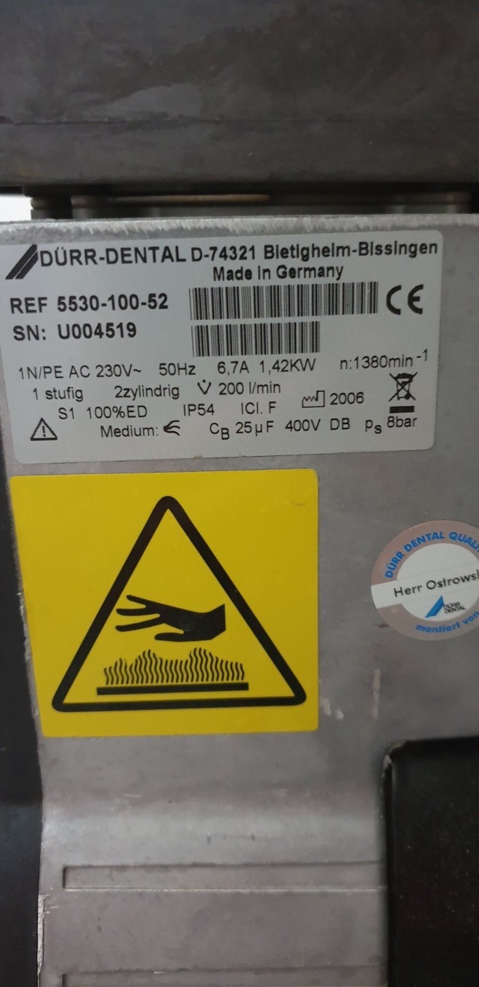 Компресор стоматологічний Торнадо 130 двоголовий з осушувачем Zooble.com.ua