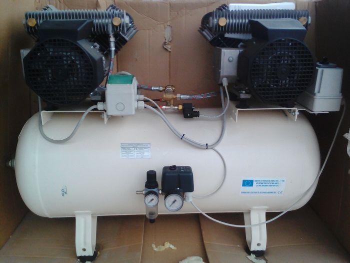 Компрессор стоматологический MGF 100/30 S TANDEM Zooble.com.ua