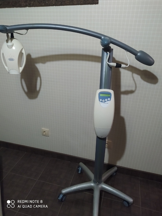 Лампа для отбеливания зубов ZOOM .Самовывоз из Киева Zooble.com.ua