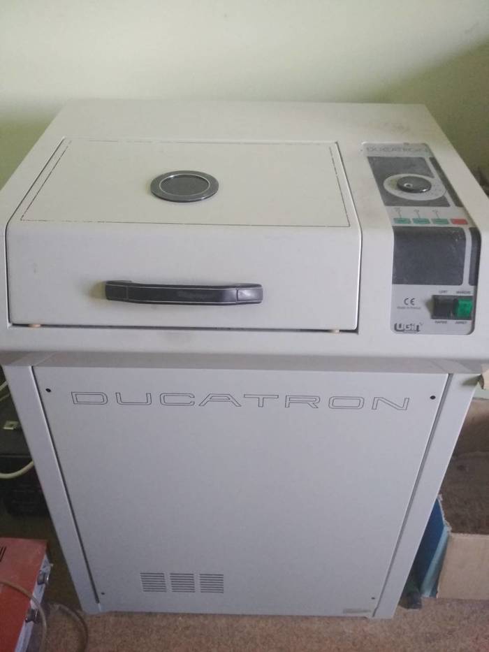 Продается литейная установка Ducatron (Ugin, Франция). Хорошее, рабочее состояние Zooble.com.ua