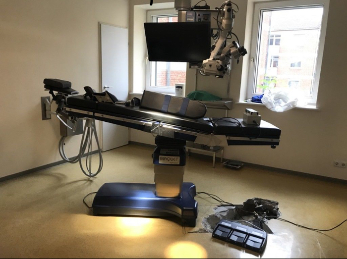 Maquet surgical table for oral surgery Zooble.com.ua