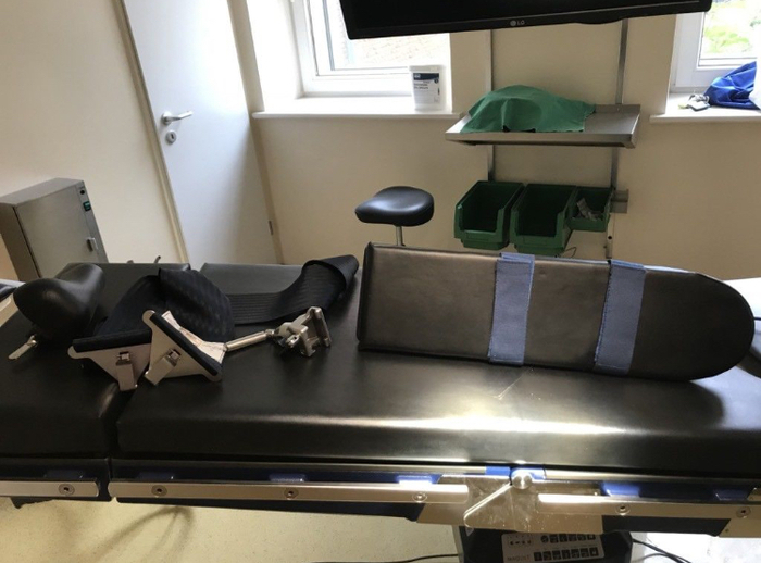 Maquet surgical table for oral surgery Zooble.com.ua