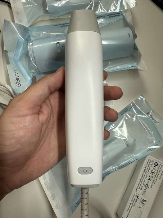 Medit i500 2022 року в чудовому стані та повному комплекті! Внутрішньоротовий стоматологічний сканер медіт, TG/Inst фото Zooble.com.ua