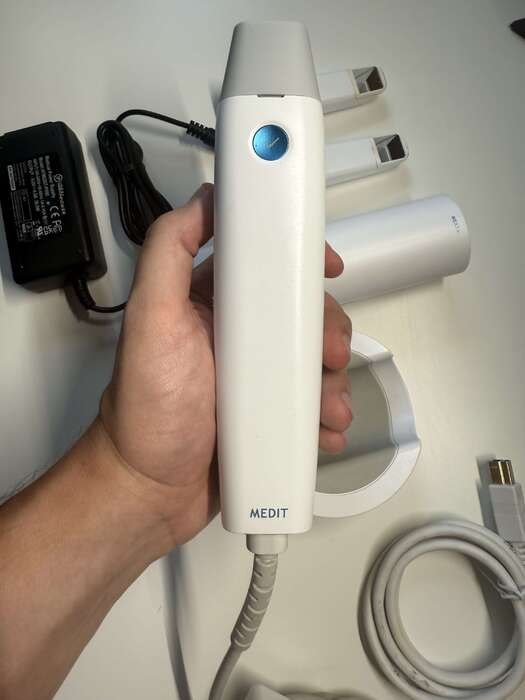 Medit i500 2019 року в чудовому стані та повному комплекті! Внутрішньоротовий стоматологічний сканер медіт! TG/Inst фото Zooble.com.ua
