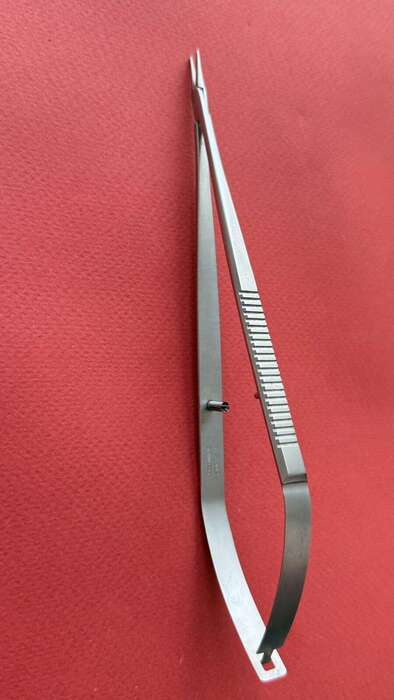 мікрохірургічні пружинні ножиці типу Castroviejo(США) Zooble.com.ua