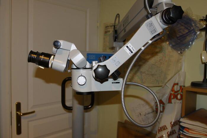 Микроскоп Carl Zeiss 111 для стоматології Germany..... Zooble.com.ua